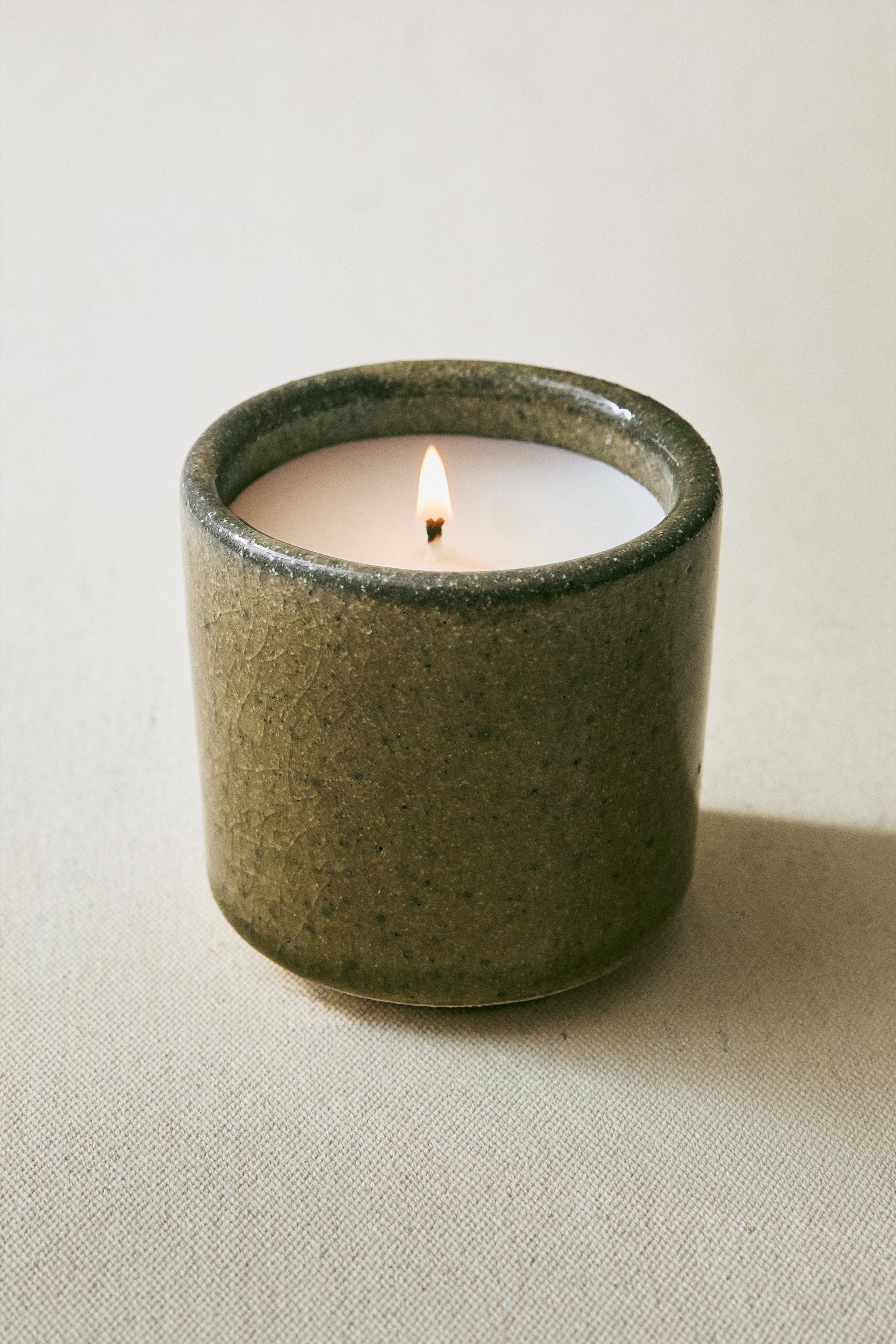 (125 G) CAFÉ AMBRE SCENTED CANDLE